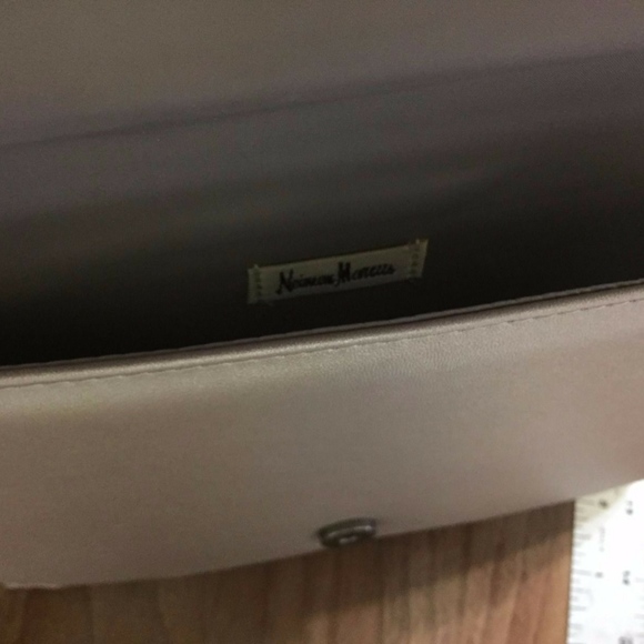 New Neiman Marcus Clutch Faux Leather Bag Purse - Picture 2 of 4